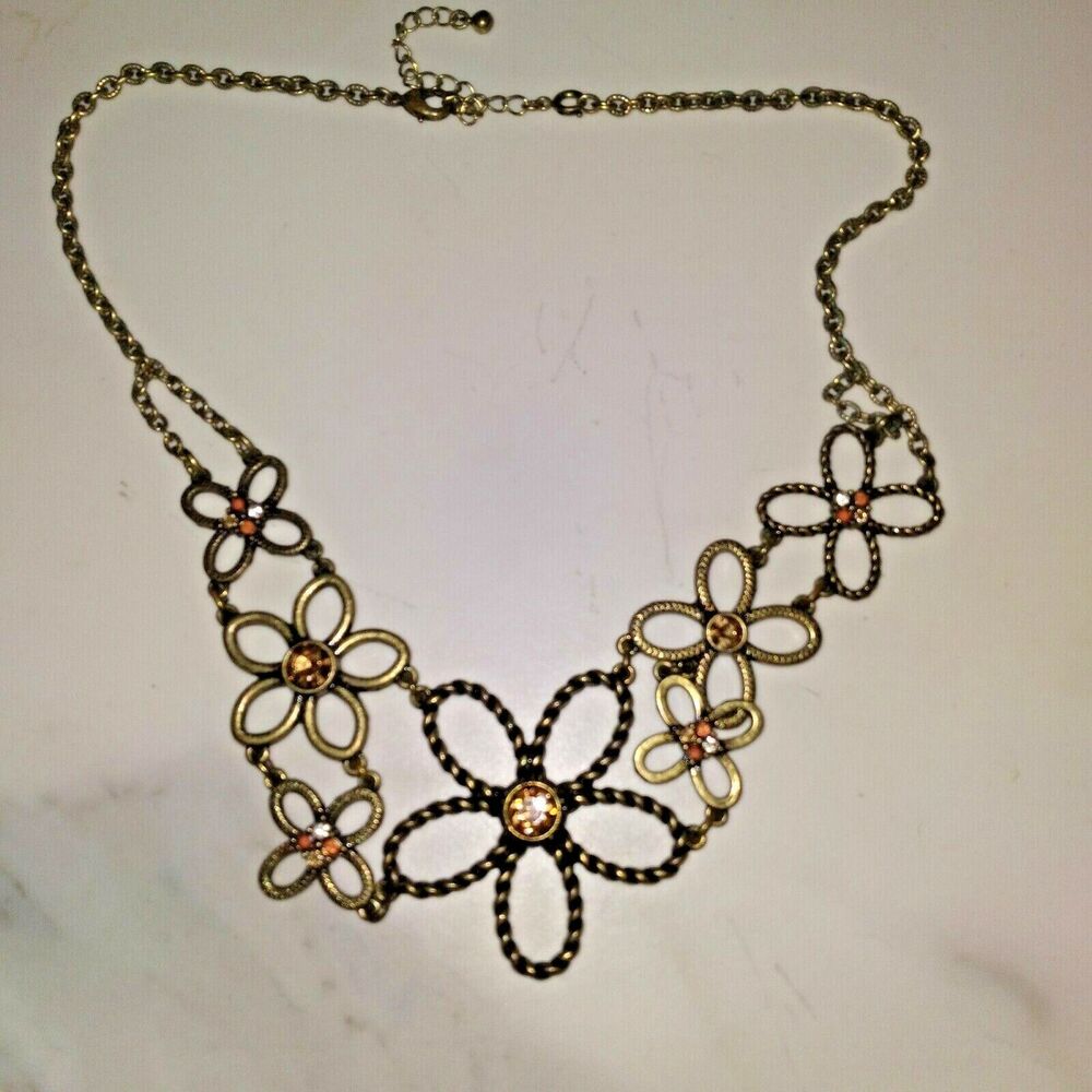 Vintage Floral Necklace Short Necklace  Pink and White Rhinestones 17 inches